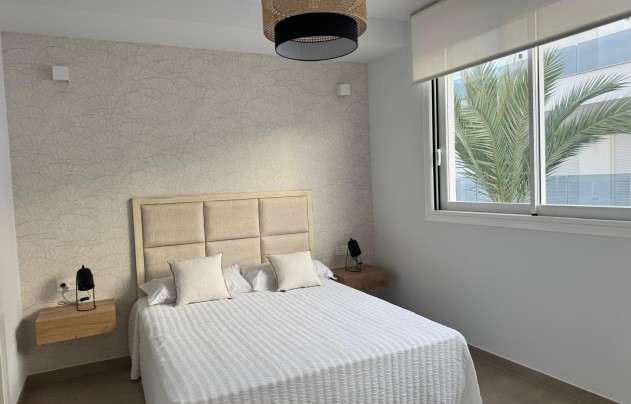 Resale - Apartment - Torrevieja - Playa Los Locos