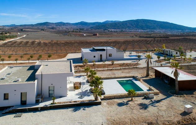 Resale - Villa - Pinoso - Campo