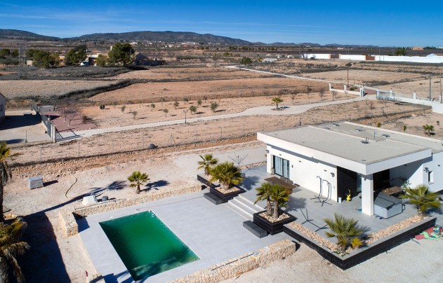 Resale - Villa - Pinoso - Campo