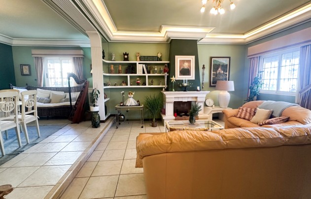 Resale - Villa - La Mata