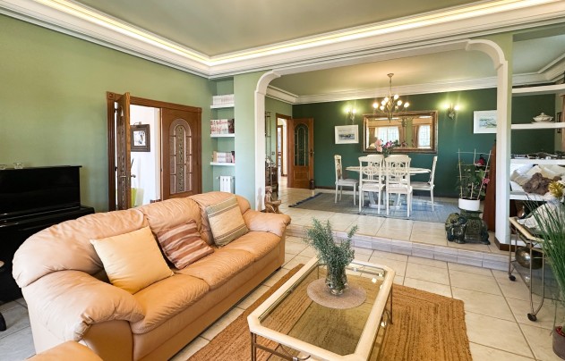 Resale - Villa - La Mata