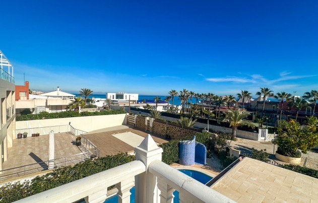 Resale - Villa - La Mata
