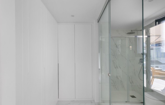 Resale - Villa - San Miguel de Salinas - Mirador De San Miguel