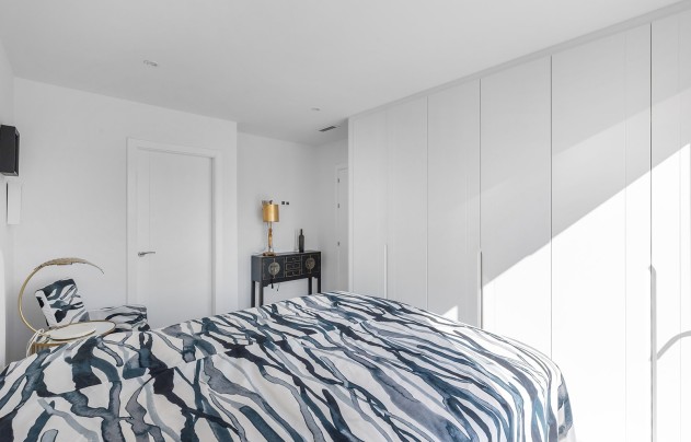 Resale - Villa - San Miguel de Salinas - Mirador De San Miguel