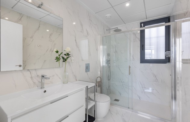 Resale - Villa - San Miguel de Salinas - Mirador De San Miguel