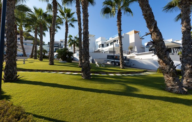 Resale - Villa - San Miguel de Salinas - Mirador De San Miguel