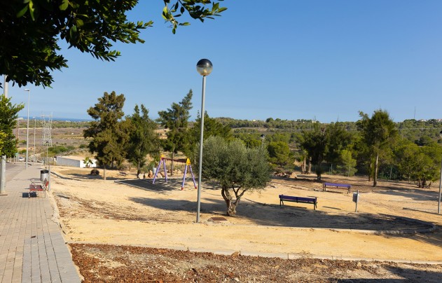 Resale - Villa - San Miguel de Salinas - Mirador De San Miguel