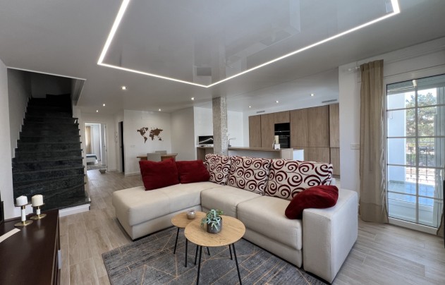 Resale - Villa - San Javier