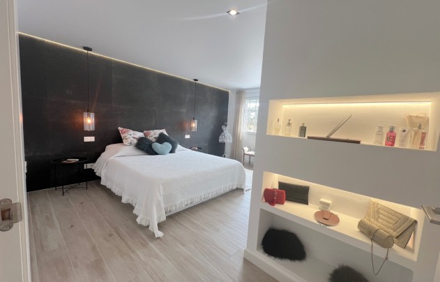 Resale - Villa - San Javier