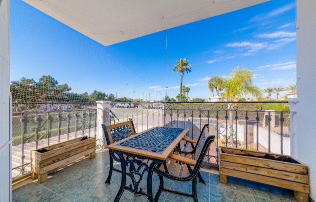 Resale - Villa - San Javier