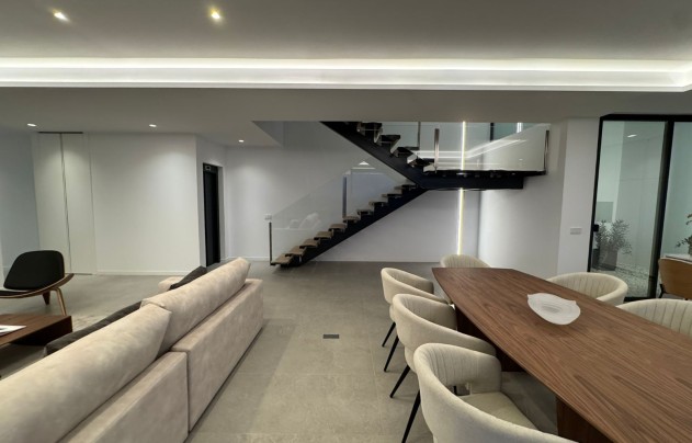 Resale - Villa - Altea