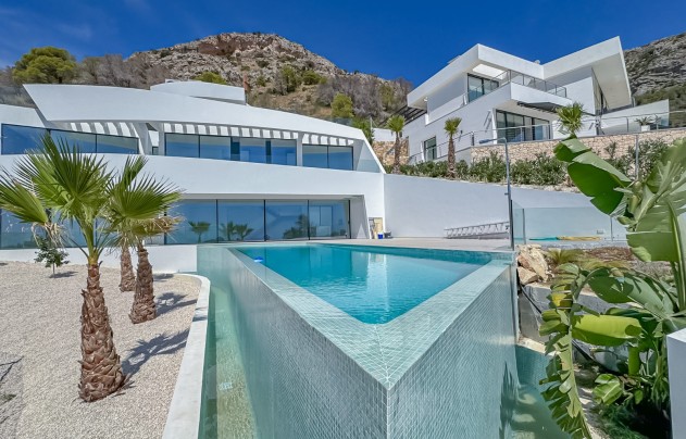 Resale - Villa - Altea