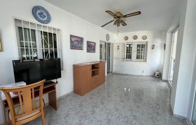 Resale - Villa - Los Alcazares