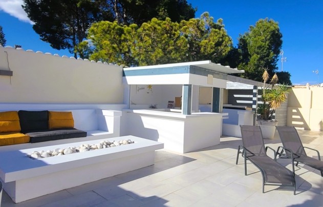 Revente - Villa - Torrevieja - Los Balcones