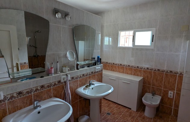 Revente - Villa - Crevillente