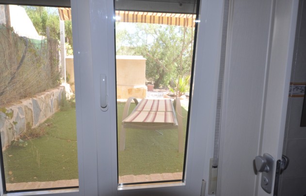 Revente - Villa - Crevillente