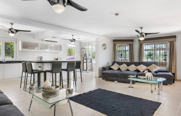 Resale - Villa - Catral