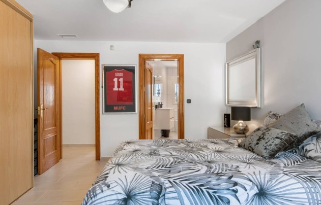 Resale - Villa - Catral