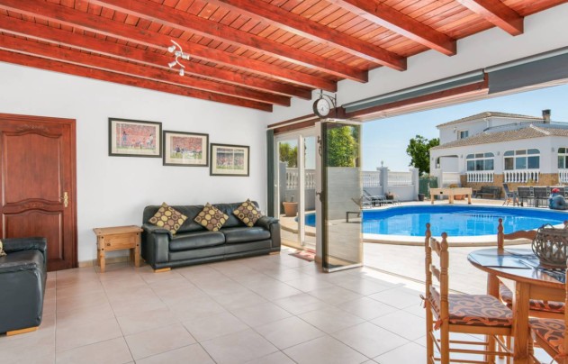 Resale - Villa - Catral