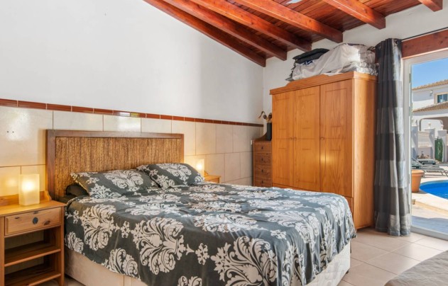 Resale - Villa - Catral