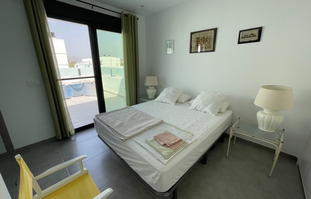 Resale - House - Dolores - Alicante