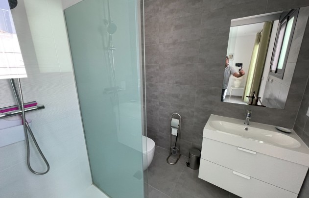 Resale - House - Dolores - Alicante