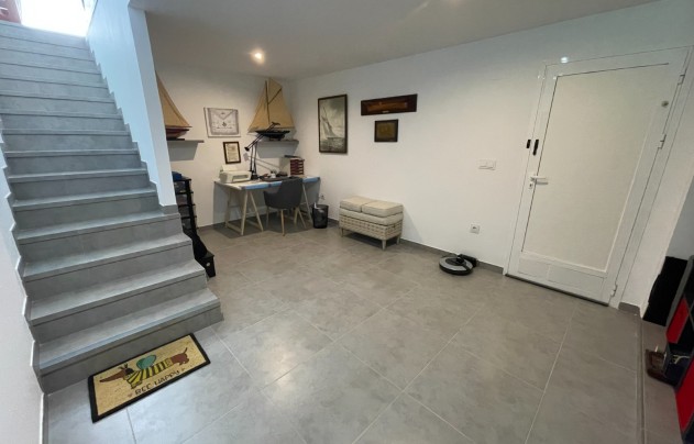 Resale - House - Dolores - Alicante