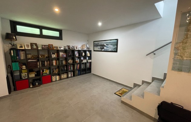 Resale - House - Dolores - Alicante