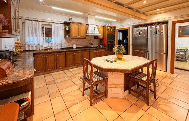 Resale - Villa - Elche - Altzabares Alto