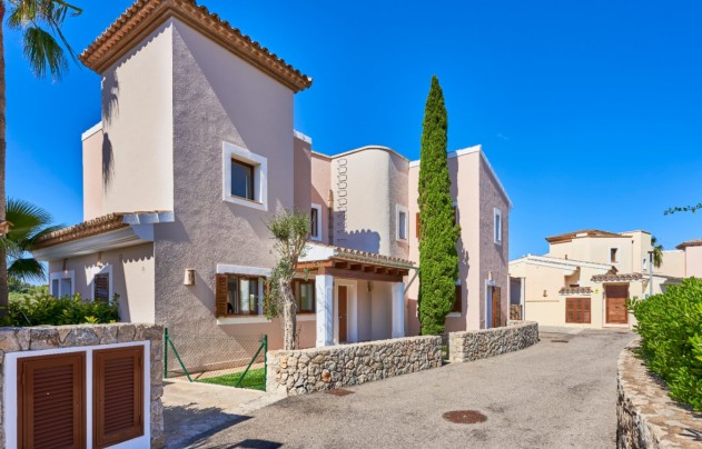 Resale - Villa - Calviá - Mallorca