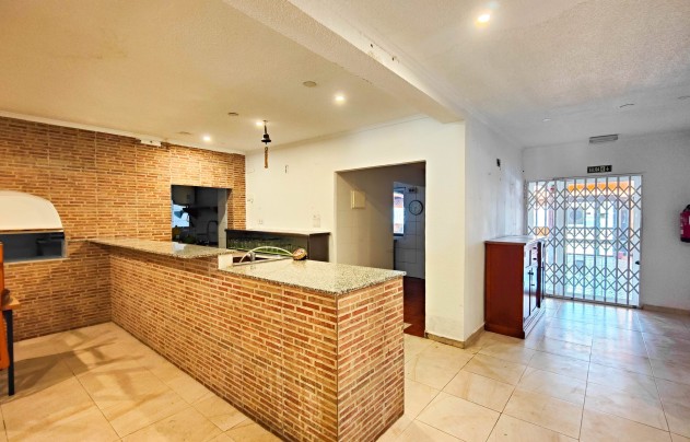 Resale - Commercial - Torrevieja - La Siesta - El Chaparral - San Luis