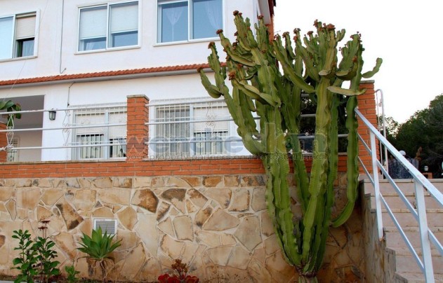 Resale - Villa - Torrevieja - Los Balcones