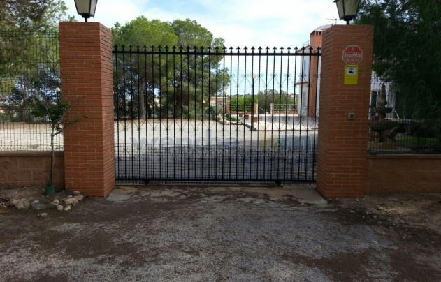 Resale - Villa - Torrevieja - Los Balcones