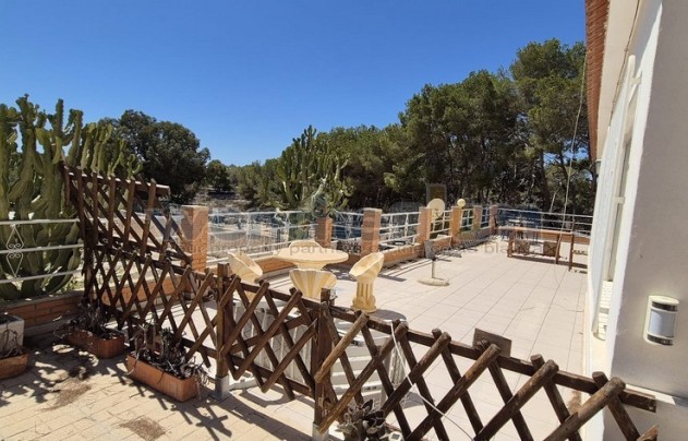 Resale - Villa - Torrevieja - Los Balcones