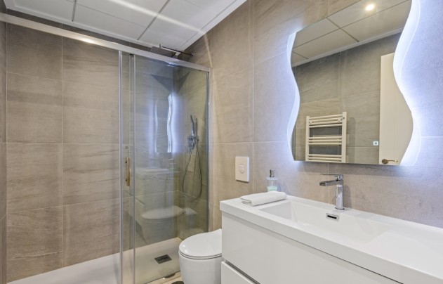 Resale - Villa - San Miguel de Salinas - Mirador De San Miguel