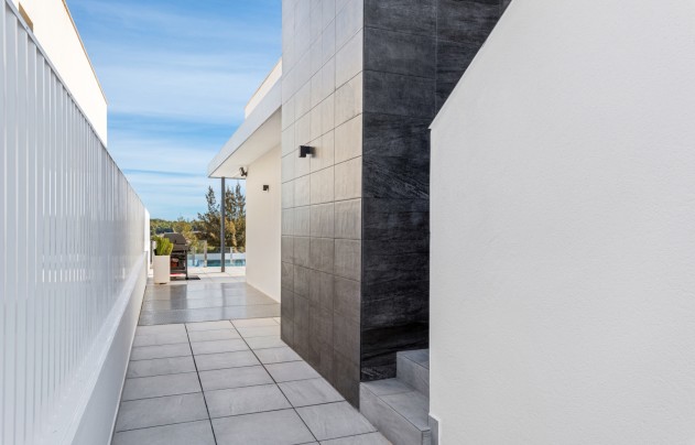 Resale - Villa - San Miguel de Salinas - Mirador De San Miguel