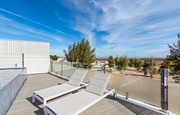 Resale - Villa - San Miguel de Salinas - Mirador De San Miguel