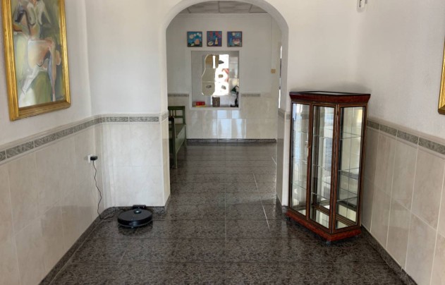 Resale - Villa - Los Montesinos