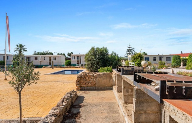 Resale - Villa - Los Montesinos