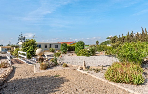 Resale - Villa - Los Montesinos