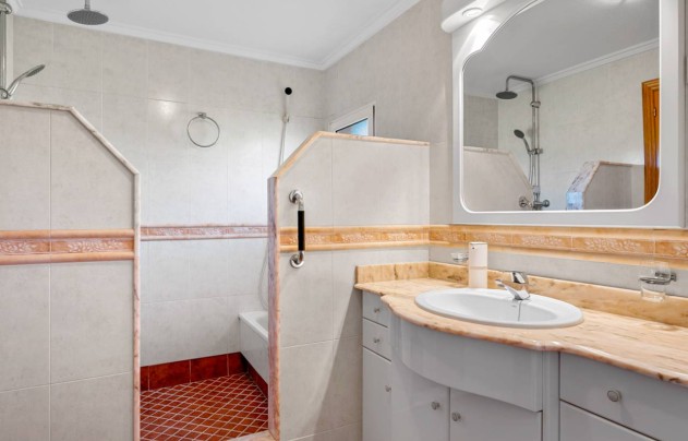 Revente - Villa - Los Montesinos