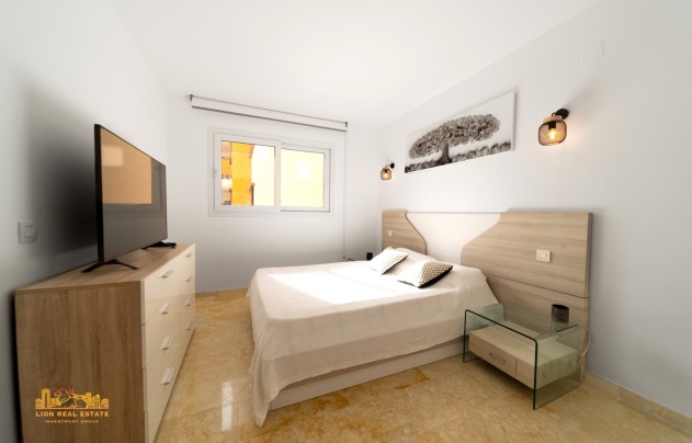 Resale - Apartment - Punta Prima
