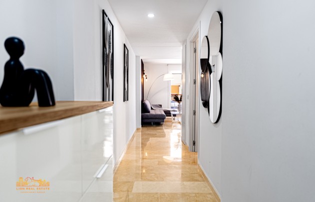 Resale - Apartment - Punta Prima