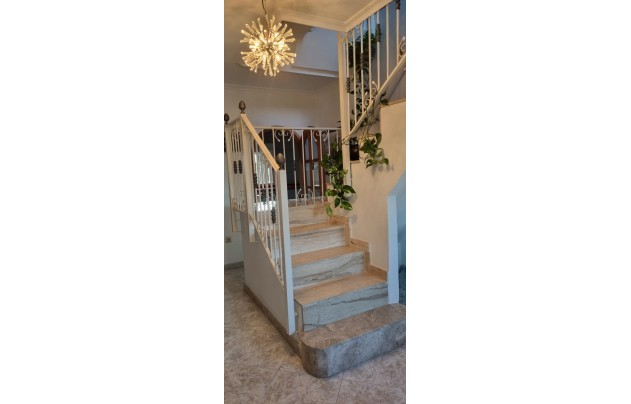 Resale - Villa - Hondón de los Fráiles