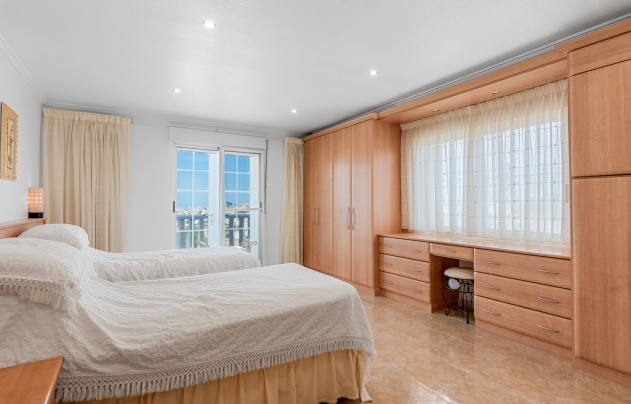 Resale - Villa - Ciudad Quesada