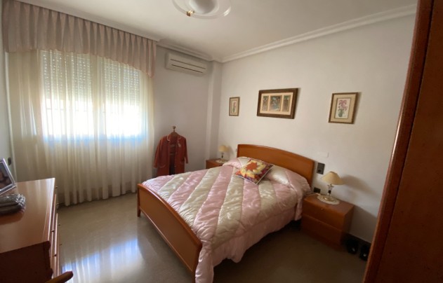 Resale - House - Sax