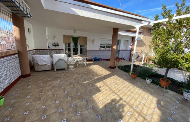 Resale - House - Sax