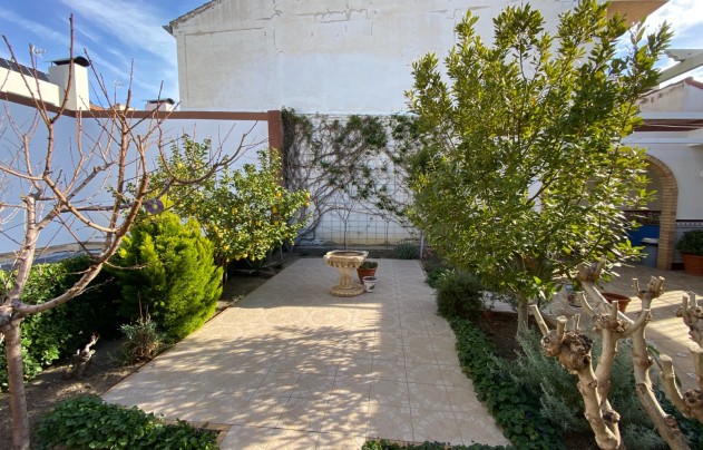 Resale - House - Sax