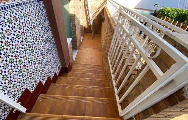 Resale - House - Sax