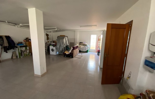 Resale - House - Sax